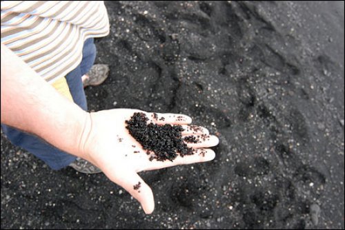 Ấn tượng bãi biển có cát màu đen - 7
