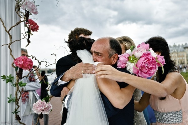 Khoảnh khắc cảm động của cha và con gái trong ngày cưới 8