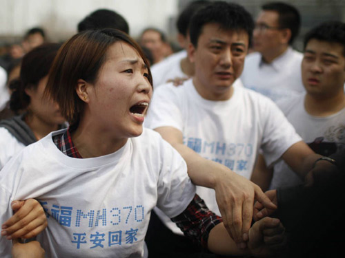 Vụ MH370: Dân Trung Quốc nên cư xử &quot;biết điều&quot; - 2