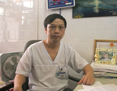 Bác sĩ Hoàng Xuân Sơn - trưởng khoa Sản, Bệnh viện Đa khoa tỉnh Bắc Kạn