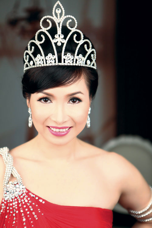 Điểm danh Hoa hậu tài sắc vẹn toàn của showbiz Việt 1