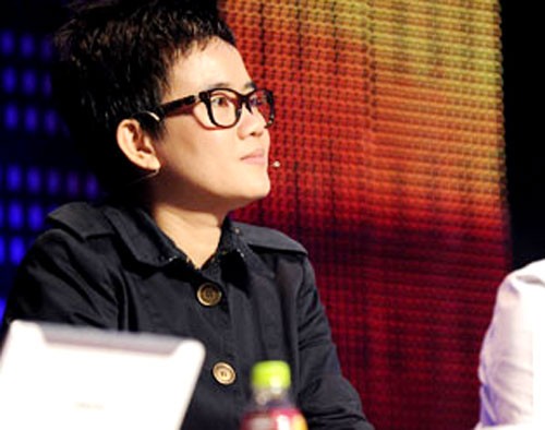 Phương Uyên là nhân vật chính trong nghi án dàn xếp kết quả tại The Voice Việt mùa đầu tiên.