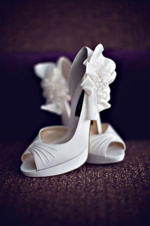 10 mẫu giày trắng thanh lịch cho cô dâu - 2