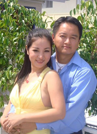 Thúy Nga với người chồng hiện tại - ông Huỳnh Lương Nghĩa - đang sống ở Mỹ.