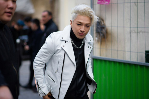 Street style cực chất của GDragon và Taeyang tại Paris Fashion Week