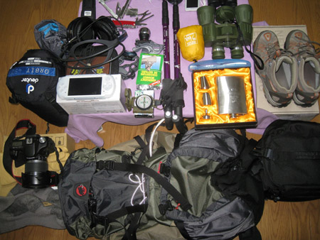 Những đồ vật nên chuẩn bị cho chuyến du lịch vùng núi.