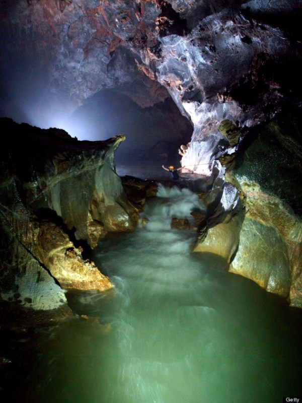 Kỳ vĩ hang động Sơn Đoòng lớn nhất thế giới