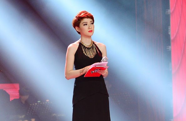 Gặp cô gái hot nhất The Voice 2013 - MC xinh đẹp Yumi Dương 2