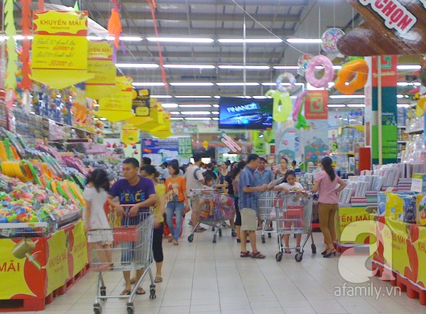 Nhiều khách hàng bị rạch túi, trộm đồ khi mua sắm tại Big C Thăng Long 6