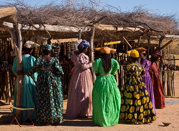 Thăm bộ tộc châu Phi ăn mặc &quot;sành điệu&quot; như fashionista 7