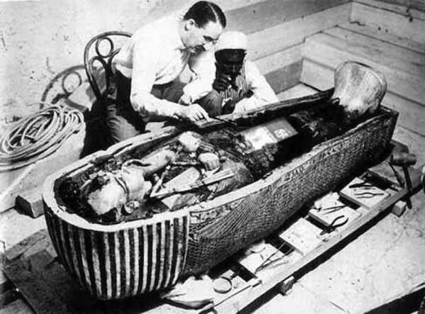 Tìm lời nguyền chết chóc đánh thức Pharaoh Tutakhamun 9